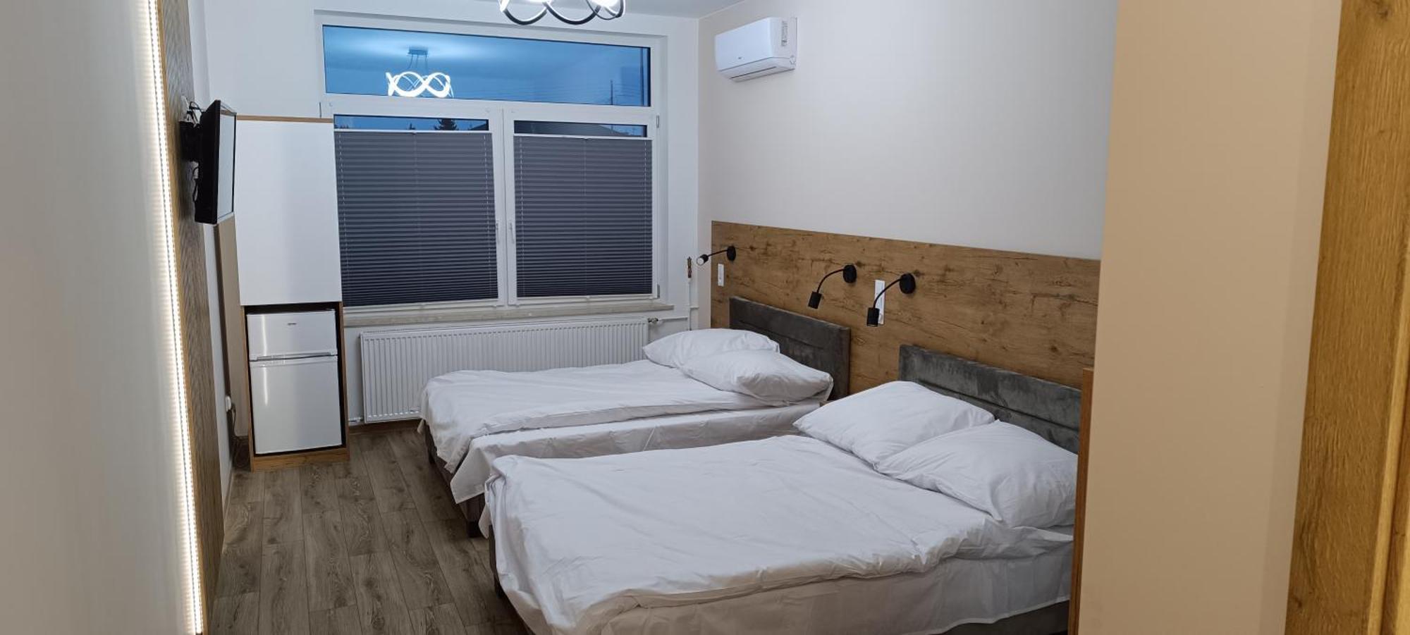 Ground Floor Rooms Ломжа Екстер'єр фото